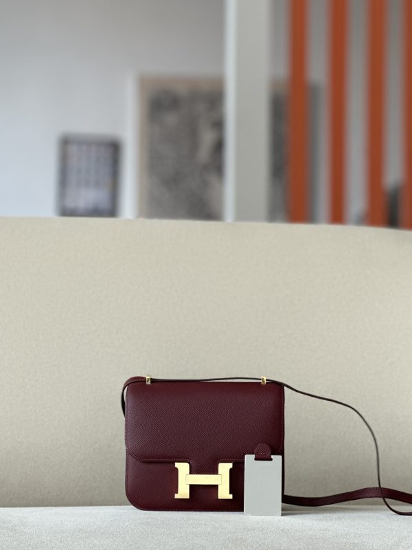 Constance 19 Epsom Rouge H(55) Gold Hardware