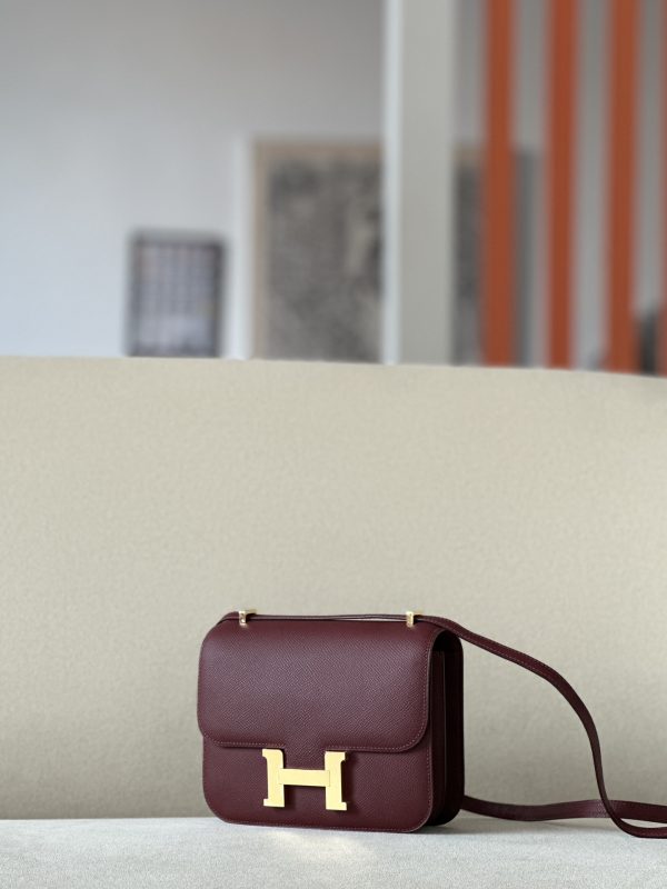 Constance 19 Epsom Rouge H(55) Gold Hardware - Image 3