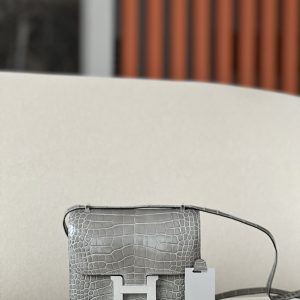 Constance 19 Shiny Alligator Gris Tourterelle (81) Palladium Hardware