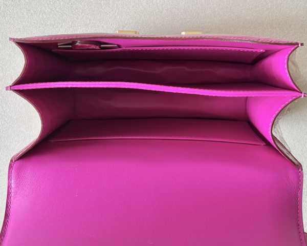 Constance 19 Shiny Alligator Rose Sheherazade (J5) Palladium Hardware - Image 4
