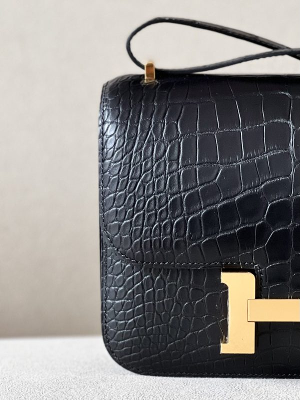Constance 19 Matte Alligator Nior  (89) Gold Hardware - Image 11