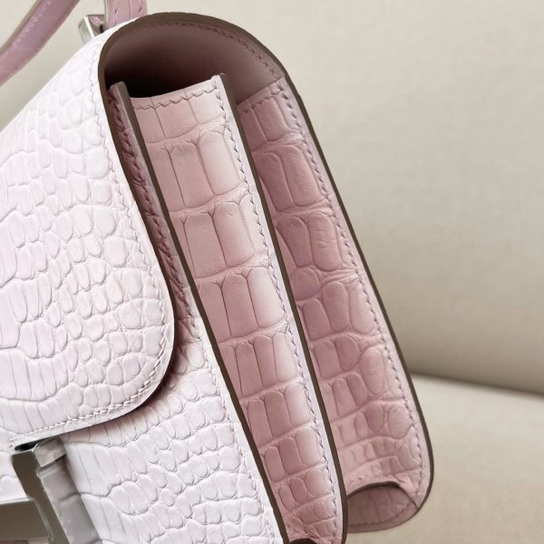 Constance 19 Matte Alligator Mauve Pale (09) Palladium Hardware - Image 9