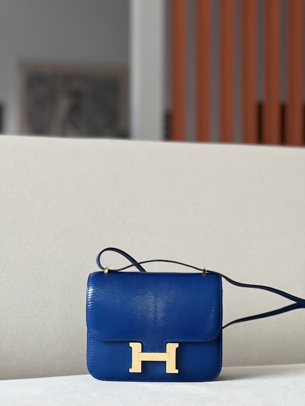 Constance 19 Lizard Blue Saphir (73) Gold Hardware