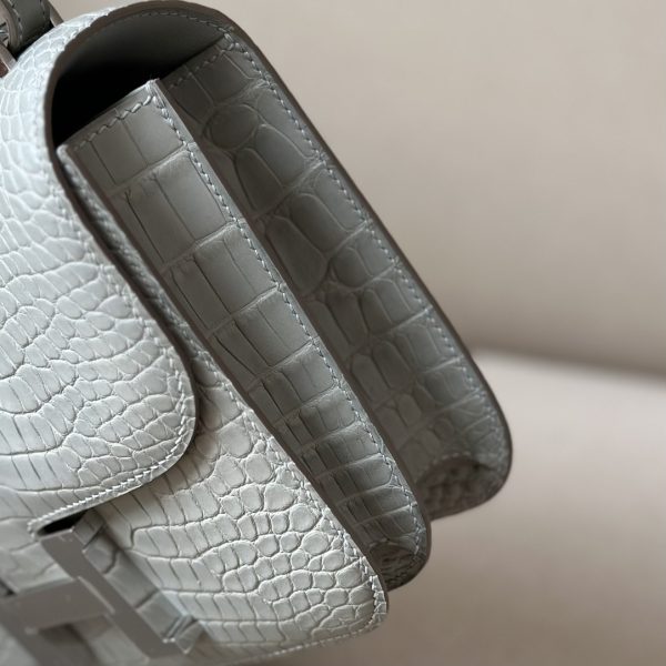 Constance 19 Matte Alligator Gris Perle(80) Palladium Hardware - Image 10