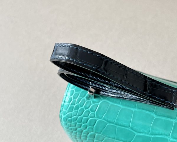 Constance 19 HSS Matte Alligator Vert Jade (O6),Vert Cypres(6O)  And Beige Sable(1I)  Crocs Hardware - Image 11