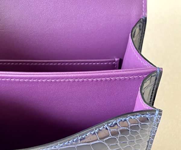 Constance 19 HSS Matte Alligator Blue Encre (M3) ,Cassis(N5) And Beige Sable(1I) Crocs Hardware - Image 9