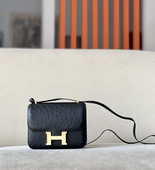 Constance 19 Ostrich Nior (89) Gold Hardware