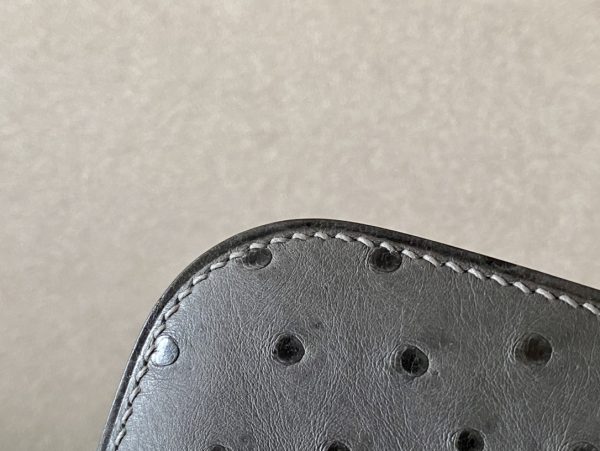 Constance 19 Ostrich Gris Asphalte (M8) Palladium Hardware - Image 4