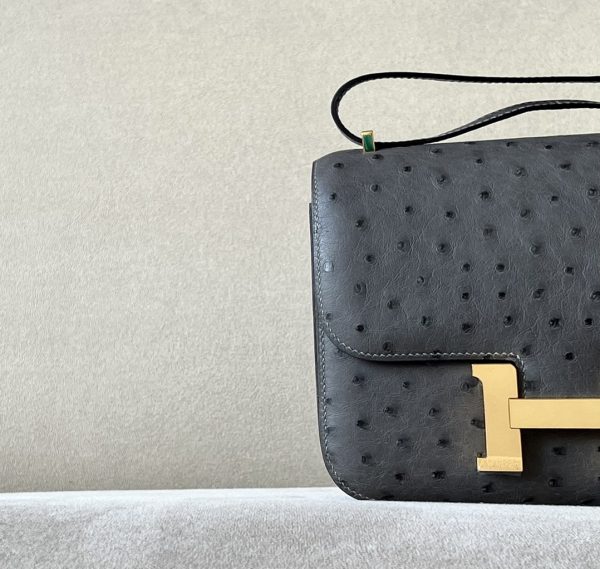 Constance 19 Ostrich Graphite  (88) Gold Hardware - Image 4