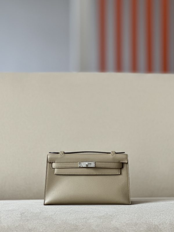 Kelly Pochette Swift Beige Marfa (8Q) Palladium Hardware