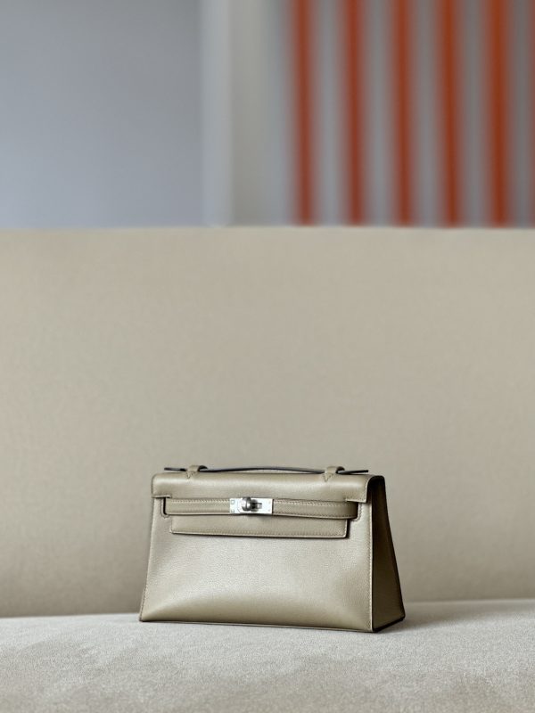 Kelly Pochette Swift Beige Marfa (8Q) Palladium Hardware - Image 3