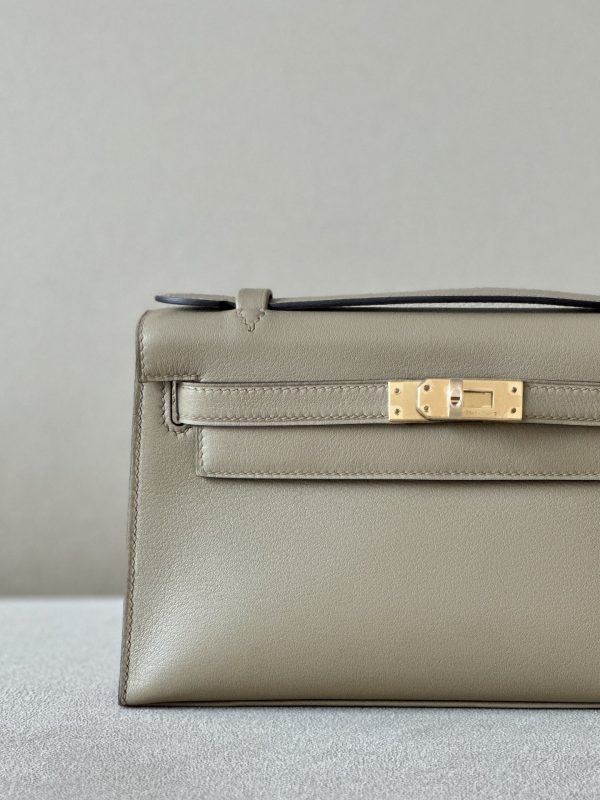 Kelly Pochette Swift Beige Marfa (8Q) Gold Hardware - Image 11