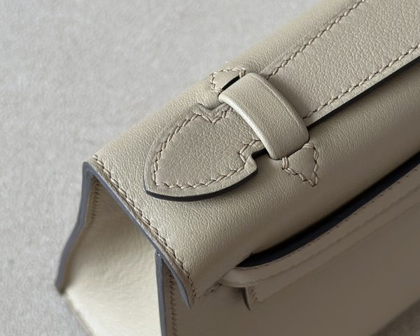 Kelly Pochette Swift Beige Marfa (8Q) Gold Hardware - Image 9