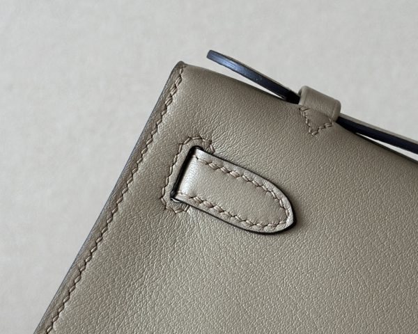 Kelly Pochette Swift Beige Marfa (8Q) Gold Hardware - Image 8