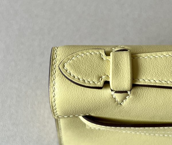 Kelly Pochette Swift Jaune Poussin (1Z) Palladium Hardware - Image 8