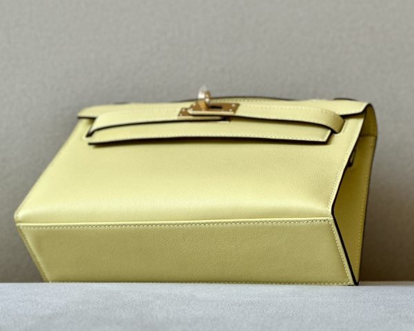 Kelly Pochette Swift Jaune Poussin (1Z) Gold Hardware - Image 7