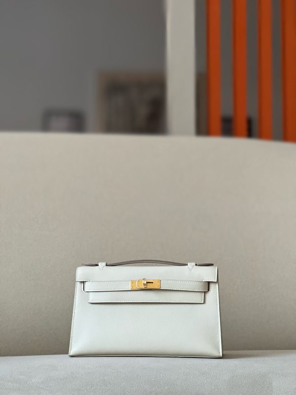 Kelly Pochette Swift Craie (10) Gold Hardware
