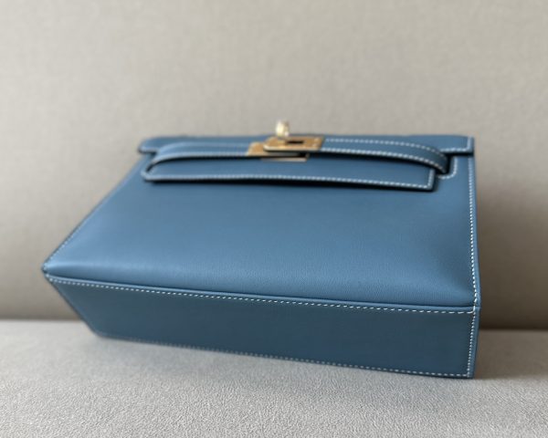 Kelly Pochette Swift New Bleu Jean (D2) Gold Hardware - Image 9