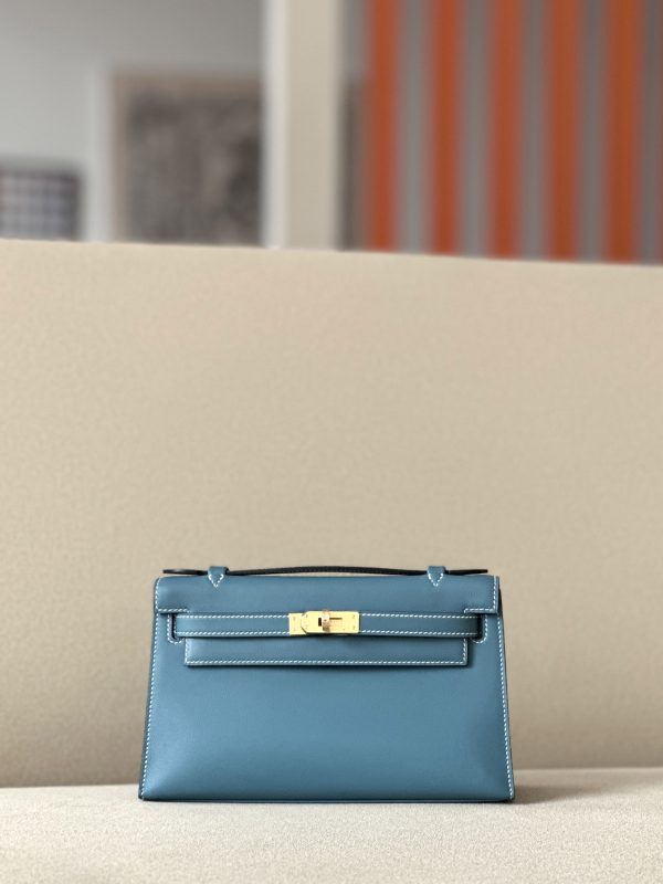 Kelly Pochette Swift New Bleu Jean (D2) Gold Hardware