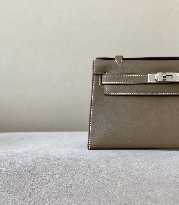 Kelly Pochette Swift Etoupe (18) Palladium Hardware - Image 10