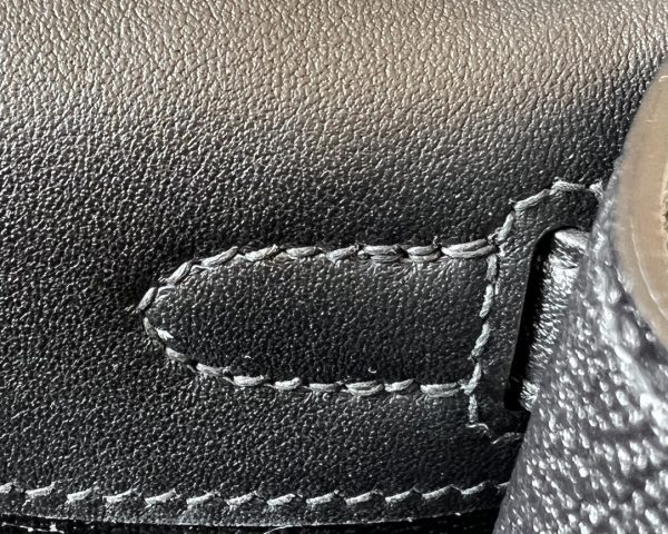 Kelly Pochette Swift Nior (89) Gold Hardware - Image 6
