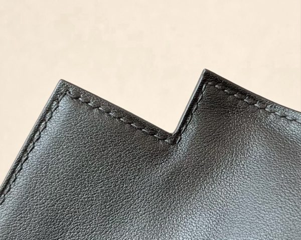 Kelly Pochette Swift Nior (89) Gold Hardware - Image 4