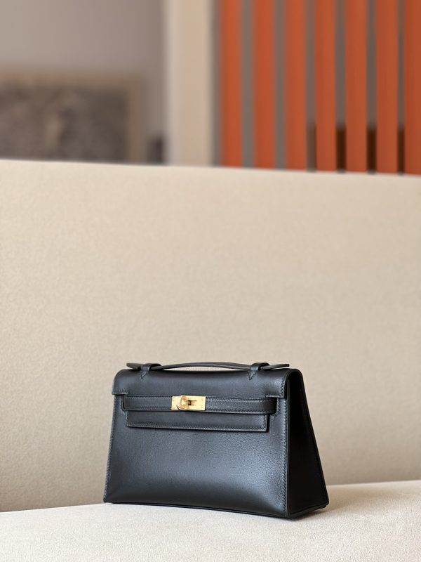 Kelly Pochette Swift Nior (89) Gold Hardware - Image 3