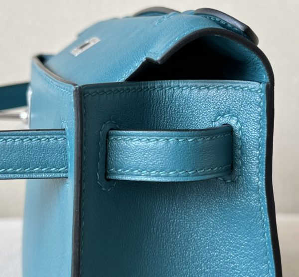 Kelly Pochette Swift Vert Bosphore (W0) Palladium Hardware - Image 5