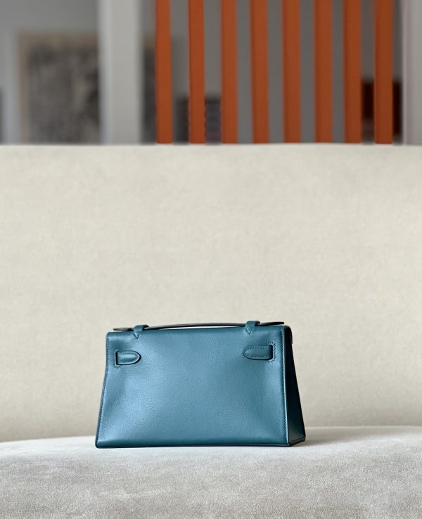 Kelly Pochette Swift Vert Bosphore (W0) Palladium Hardware - Image 2