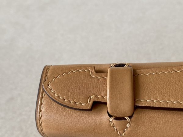 Kelly Pochette Swift Chai (0M) Gold Hardware - Image 10