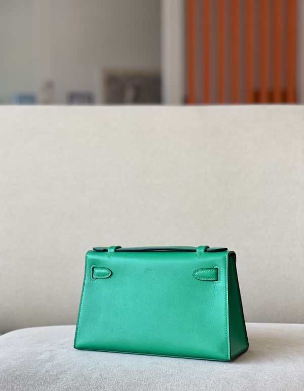 Kelly Pochette Swift bambou (1K) Palladium Hardware - Image 2