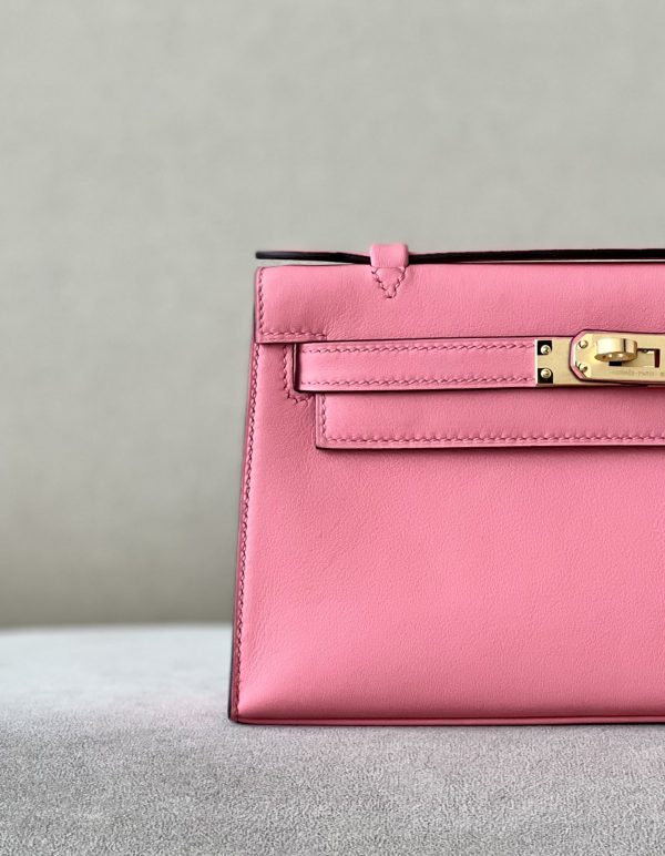 Kelly Pochette Swift Rose Lipstick  (U5) Gold Hardware - Image 10
