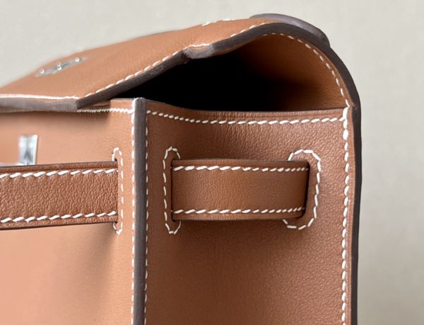 Kelly Pochette Swift Gold (37) Palladium Hardware - Image 5