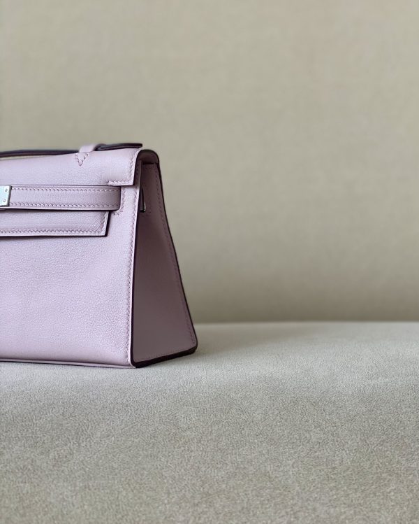 Kelly Pochette Swift Glycine (4W) Palladium Hardware - Image 9