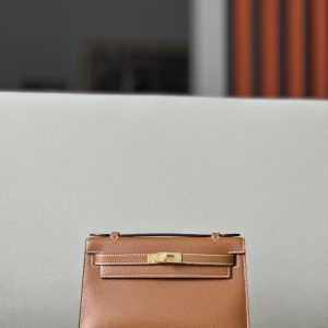 Kelly Pochette Epsom Gold (37) Gold Hardware