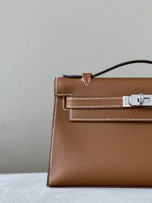 Kelly Pochette Epsom Gold (37) Palladium Hardware - Image 11