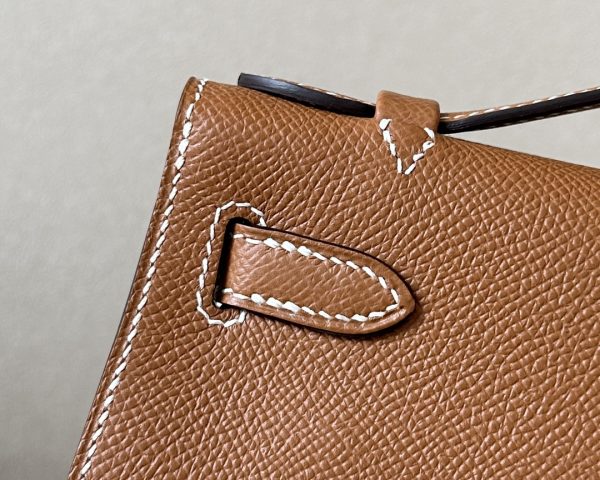 Kelly Pochette Epsom Gold (37) Palladium Hardware - Image 7