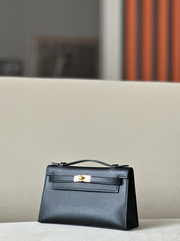 Kelly Pochette Epsom Nior (89) Gold Hardware - Image 2