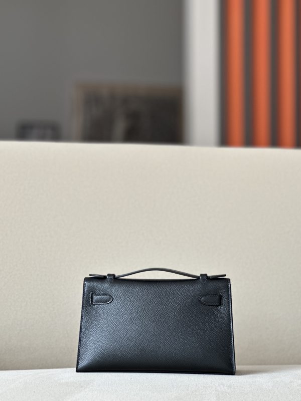 Kelly Pochette Epsom Nior (89) Gold Hardware - Image 3