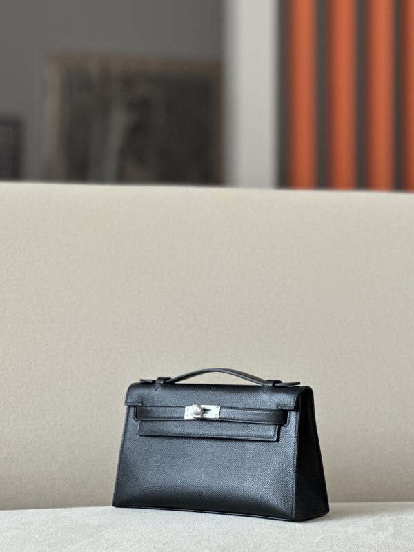 Kelly Pochette Epsom Nior (89) Palladium Hardware - Image 3