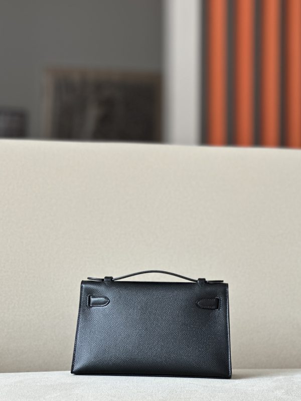 Kelly Pochette Epsom Nior (89) Palladium Hardware - Image 2