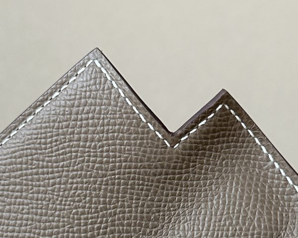 Kelly Pochette Epsom Etoupe (18) Palladium Hardware - Image 5
