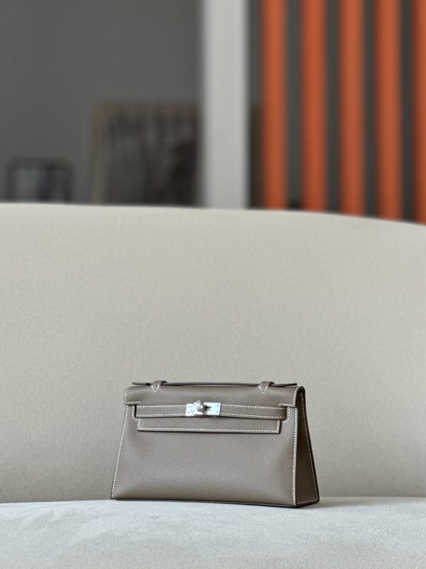 Kelly Pochette Epsom Etoupe (18) Palladium Hardware - Image 3