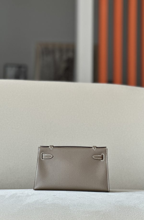 Kelly Pochette Epsom Etoupe (18) Palladium Hardware - Image 2