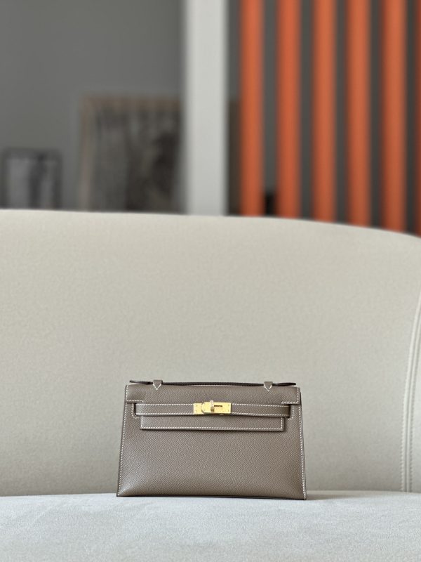 Kelly Pochette Epsom Etoupe (18) Gold Hardware - Image 4