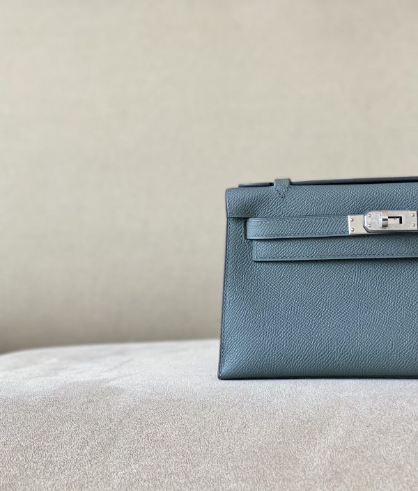 Kelly Pochette Epsom Vert Amande (63) Palladium Hardware - Image 10