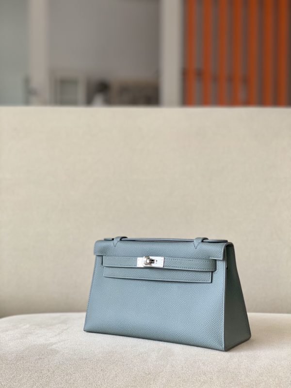 Kelly Pochette Epsom Vert Amande (63) Palladium Hardware - Image 2