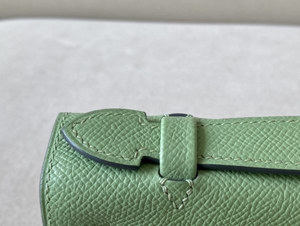 Kelly Pochette Epsom Vert Criquet  (3I) Gold Hardware - Image 4