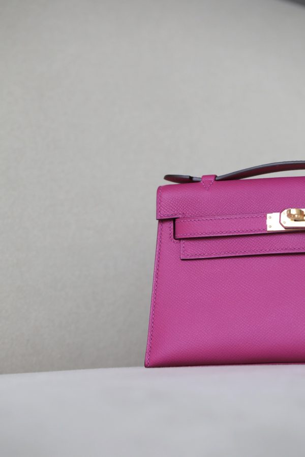 Kelly Pochette Epsom Rose Pourpre (L3) Gold Hardware - Image 12