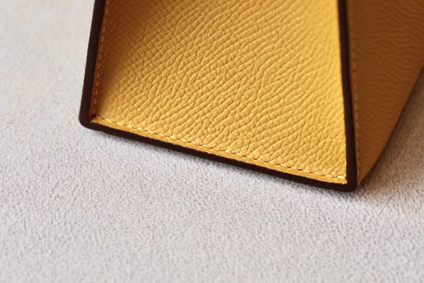 Kelly Pochette Epsom Jaune Amber  (9D) Palladium Hardware - Image 9